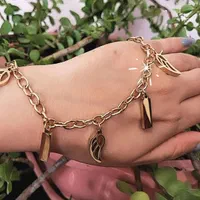 دستبند آویزدار استیل