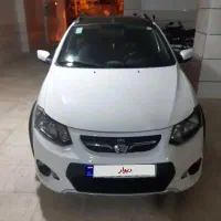 کوییک آر سفید مشکی پارس خودرویی