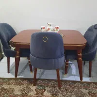مبلمان ۸ نفره و میز ناهارخوری بسیار سالم و تمیز|مبلمان خانگی و میز عسلی|تهران, ارامنه|دیوار