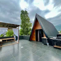 مغازه-بر-تاکستان-150-متری-برای-مشاغل-تمیز