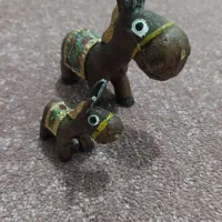 مجسمه الاغ و بچه