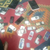 قاب و شاستی گوشی نوکیا وشارژر