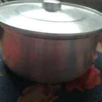 قابلمه بزرگ در حد نو