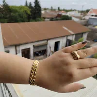 دستبند کارتیر|بدلیجات|بندر انزلی, دهکده ساحلی|دیوار