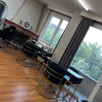 اجاره صندلی|اجارهٔ دفتر کار، اتاق اداری، مطب|اصفهان, باغ زرشک|دیوار