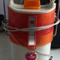 آبمیوه گیر