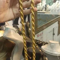 گردنبند و دستبند
