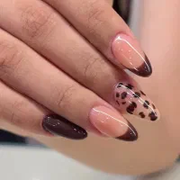 خدمات ناخن فقط هزینه مواد