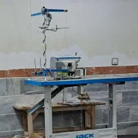 به یک چرخکار خانم