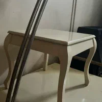 گل میز و آباژور کرم رنگ|مبلمان خانگی و میز عسلی|اهواز, سلطانمنش|دیوار