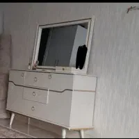 آینه و کنسول