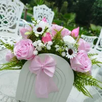 باکس ودسته گل جاوان