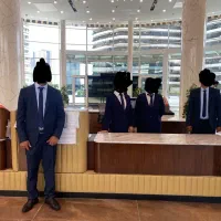 لابی من آقا بازنشسته نیازمندیم