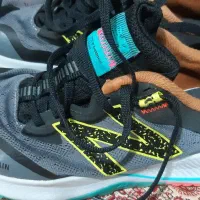 کفش کتونی ارج