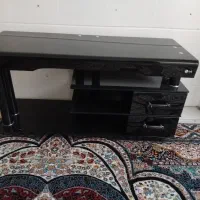 میز تلویزیون شیشه ای