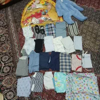 تشک بچه و لباس نوزادی تا 8 ماهگی پسرانه|کفش و لباس بچه|تهران, شهرک آزمایش|دیوار