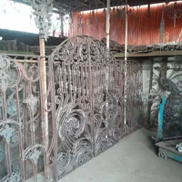 فرفورژه گلهای کادری درب اهن الات افق رشت|مصالح و تجهیزات ساختمان|رشت, فرزانه|دیوار