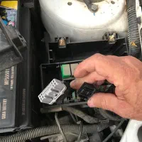 نصب جعبه فیوز قیچی شده در محل BSM FM EBCM