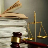 مشاوره و پذیرش وکالت