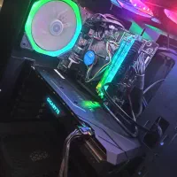 کامپیوتر گیمینگ اماده تکمیل