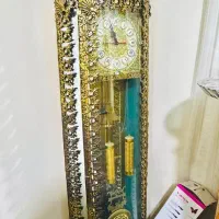 ساعت  ایستاده