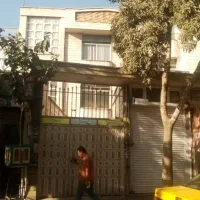 خانه-ای-ویلایی-به-متراژ160متربامغازه-و5واحدمسکونی