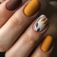 ناخنکار حرفه ای و با تجربه