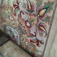 فرش نیمه کاره قالیچه خطیبی گلدانی