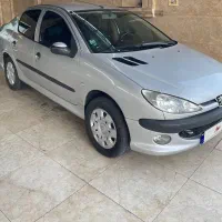 ۲۰۶v8صندوقدار درحد صفر