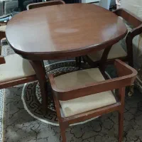 میز غذاخوری