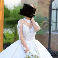 فروش تعدادی لباس عروس