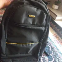 دو عدد کیف و دفتر مدرسه