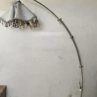 یک عدد آباژور و یک عدد میز گرد خاطره