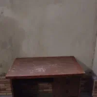 میز تحریر سالم و با کیفیت با چوب عالی|میز تحریر و کامپیوتر|زیرآب, |دیوار