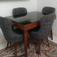 میز غذاخوری