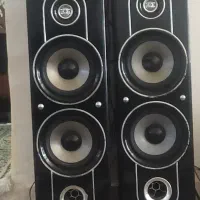 اسپیکر ایستاده