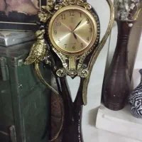 ساعت ایستاده