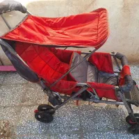 کالسکه دوقلو