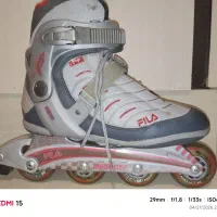 یک جفت اسکیت فیلا اصل