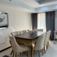 فروش مبل ۷ نفره ومیززنهارخوری ۸ نفره