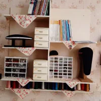 کتابخانه دیواری