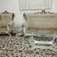 مبل نیمه سلطنتی