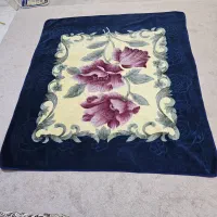 پتو گلبافت در حد نو و کارکرده