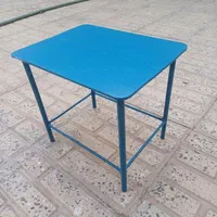 چهار پایه فلزی