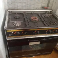 یک گ یخچال  و یکدست مبل.فروش به علت جابجایی.