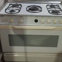 اجاق گاز فردار 5شعله تمیز و سالم