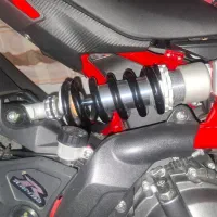 تعمیر کمک فنر عقب موتور سیکلت بنلی