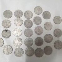 تعدادی سکه کلکسیونی
