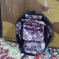 یه کوله پشتی سالم بزرگ