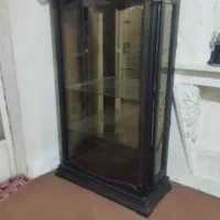 ۱عدد ویترین تمام شیشه